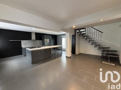 Maison - 121 m² - 5 pièces