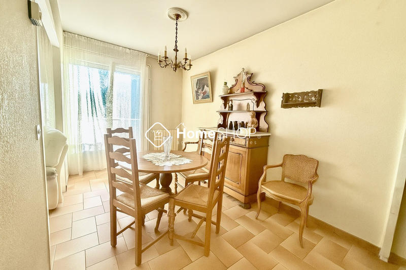 Appartement - 89 m² - 5 pièces