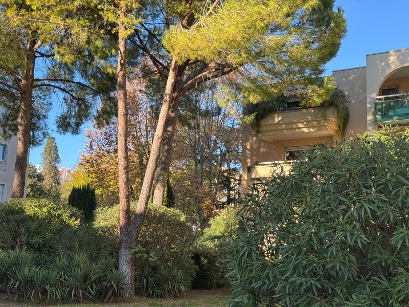 Appartement - 82 m² - 3 pièces