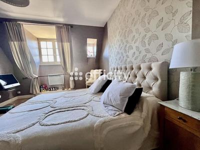 Appartement - 130 m² - 6 pièces