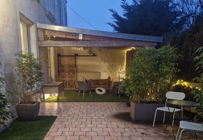 Propriété - 259 m² - 9 pièces