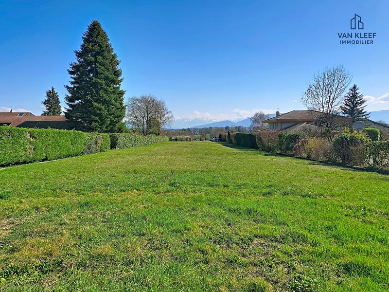 Terrain constructible - 975 m²