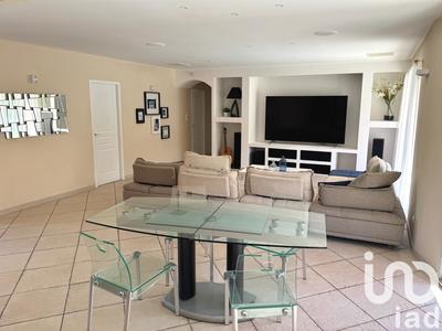 Maison - 183 m² - 7 pièces