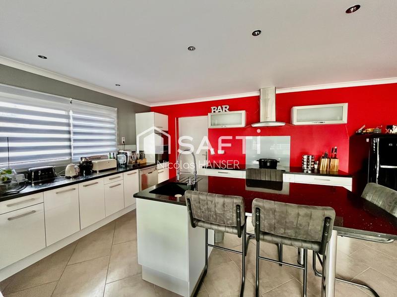 Maison - 139 m² - 5 pièces