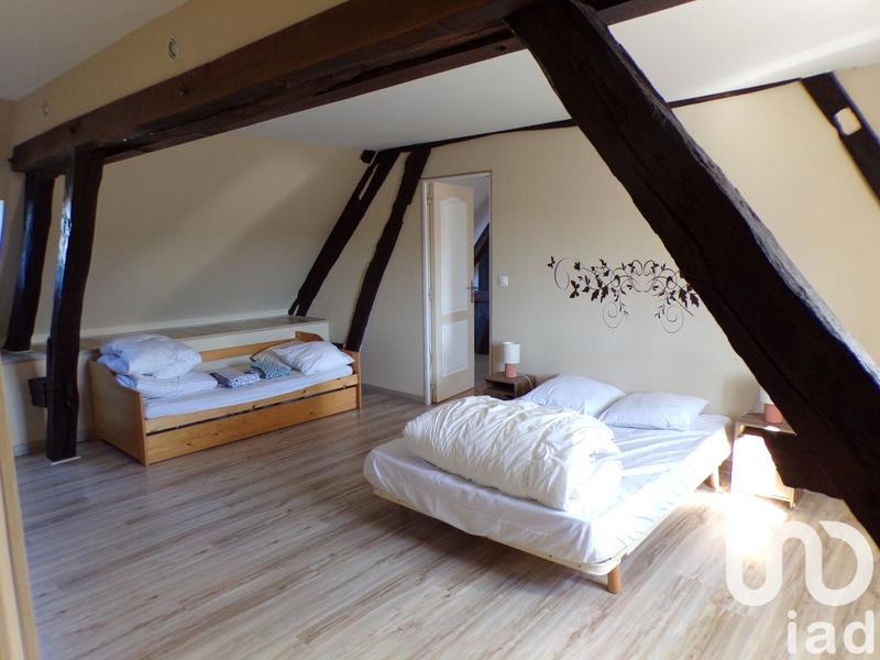 Maison - 220 m² - 6 pièces