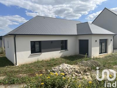 Maison - 122 m² - 4 pièces