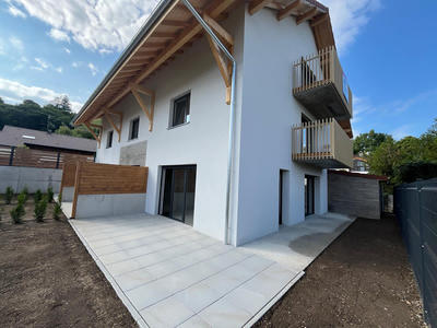 Appartement - 92 m² - 3 pièces