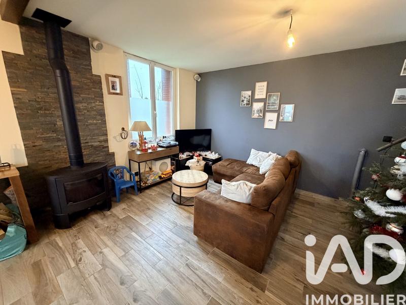 Maison - 90 m² - 5 pièces