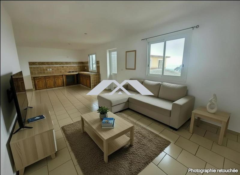 Maison traditionnelle - 93 m² - 4 pièces