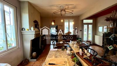 Maison - 115 m² - 6 pièces