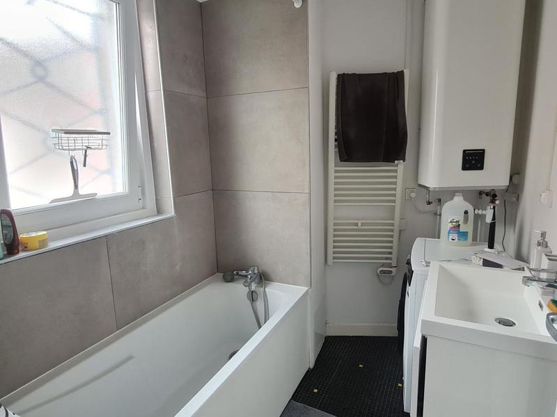 Appartement - 60 m² - 2 pièces