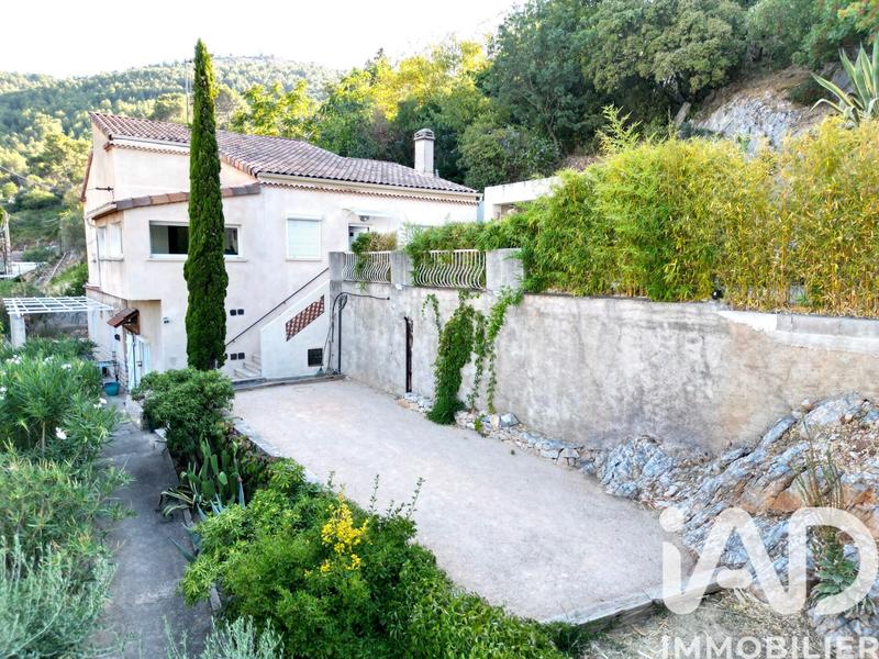 Maison - 150 m² - 5 pièces