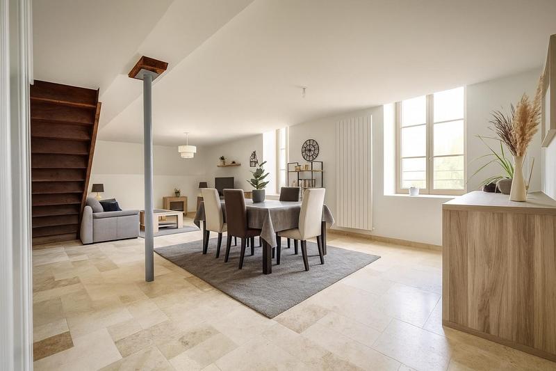 Appartement - 100 m² - 5 pièces