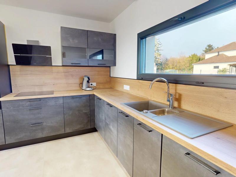 Maison - 146 m² - 6 pièces