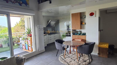 Duplex - 105 m² - 5 pièces