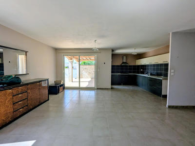 Villa - 100 m² - 5 pièces