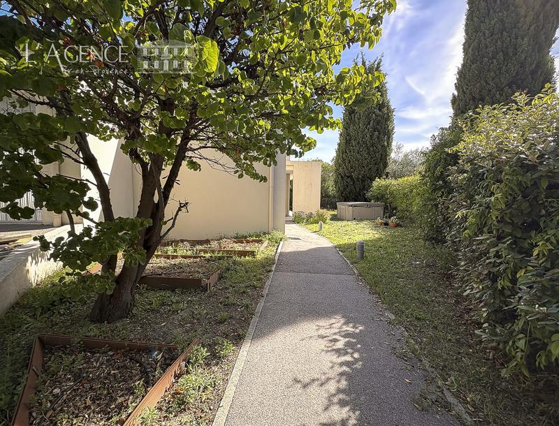 Appartement - 166 m² - 5 pièces