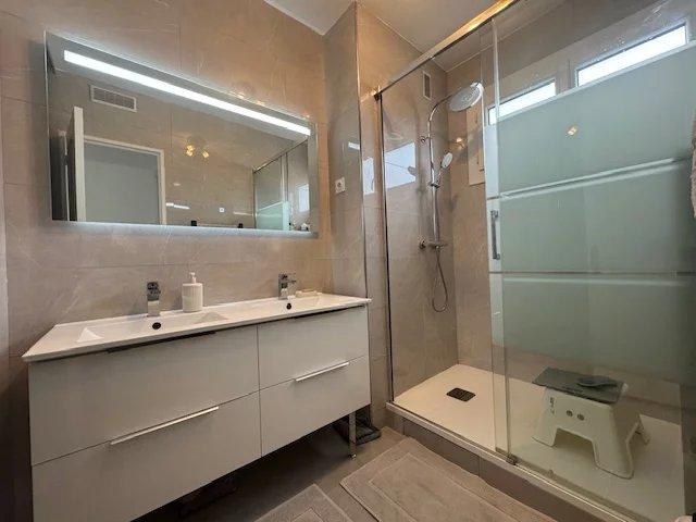 Appartement - 74 m² - 3 pièces