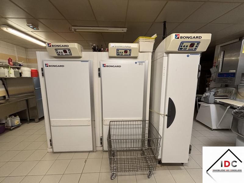 Fonds de commerce - 180 m²