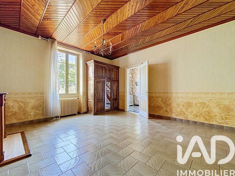 Maison - 198 m² - 7 pièces