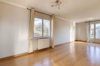 Maison traditionnelle - 136 m² - 7 pièces