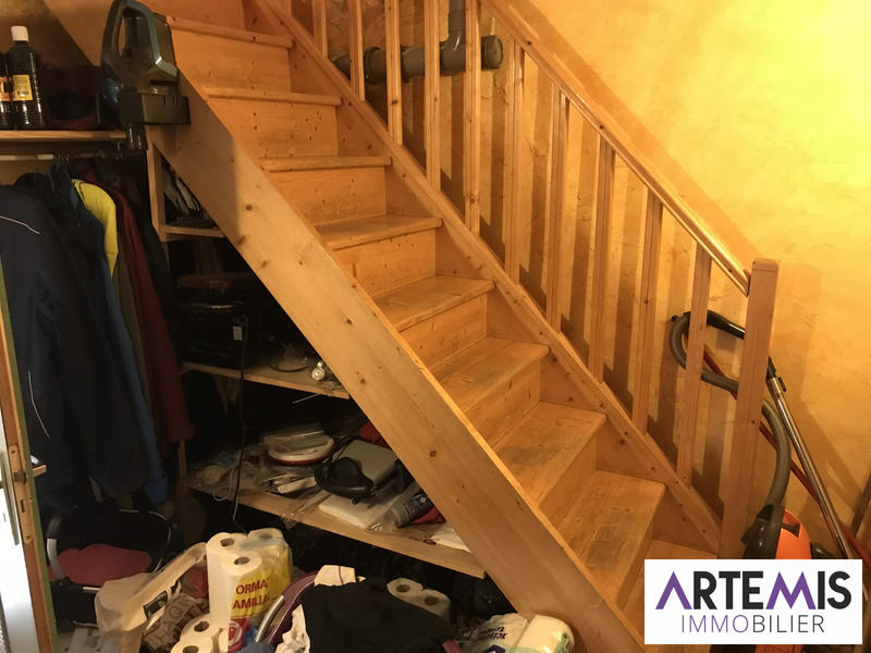 Maison - 203 m² - 7 pièces