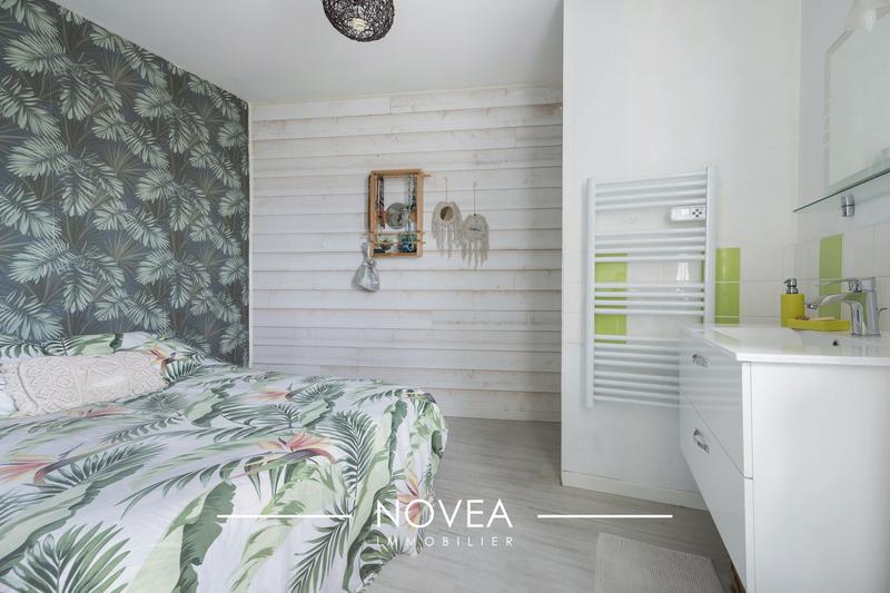 Appartement - 95 m² - 5 pièces