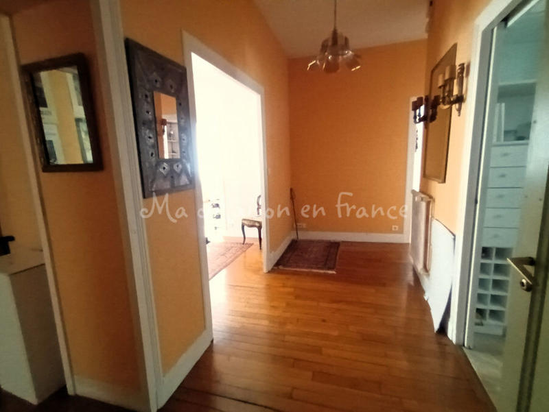 Appartement - 105 m² - 4 pièces