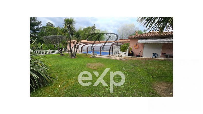 Villa - 313 m² - 10 pièces