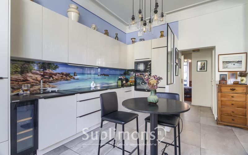 Appartement - 102 m² - 5 pièces