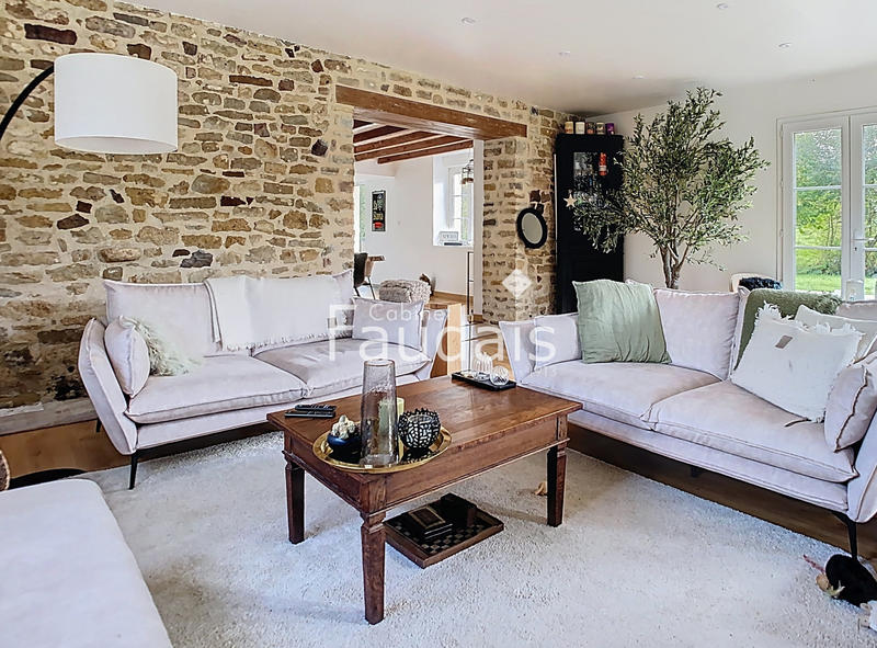 Maison - 135 m² - 7 pièces