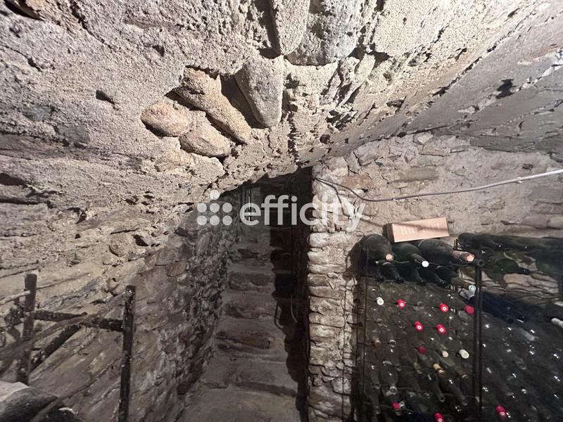 Maison - 207 m² - 8 pièces