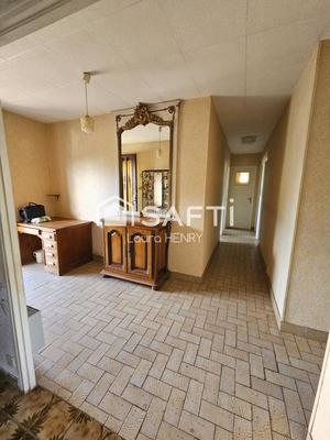 Maison - 90 m² - 4 pièces