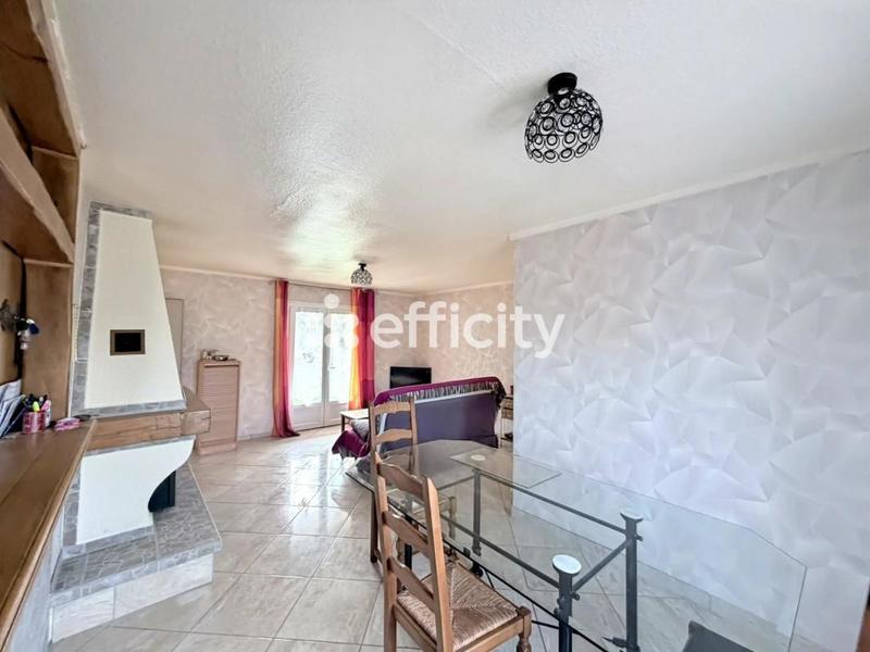 Maison - 100 m² - 6 pièces