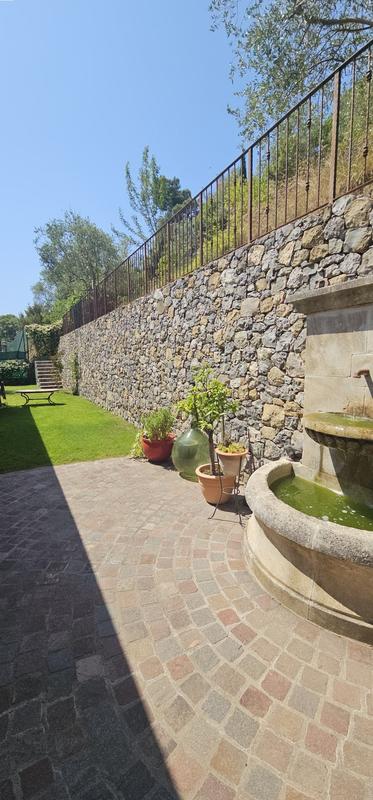 Maison - 190 m² - 4 pièces