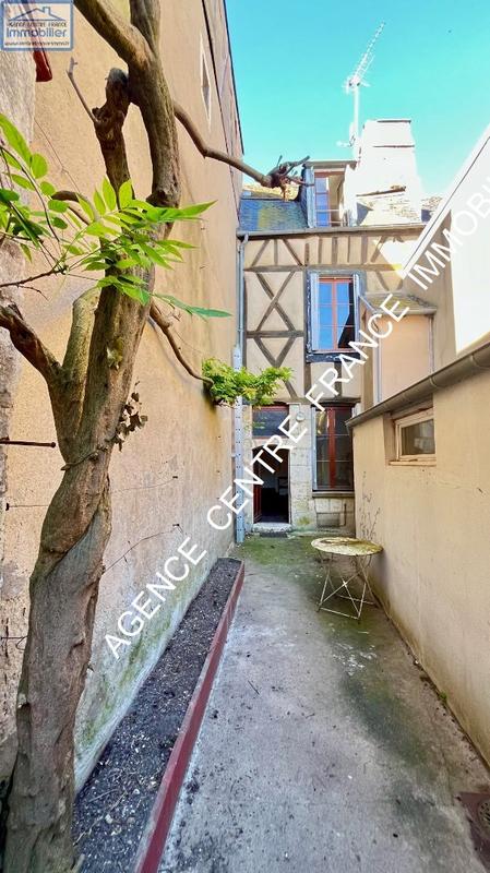 Maison - 122 m² - 7 pièces