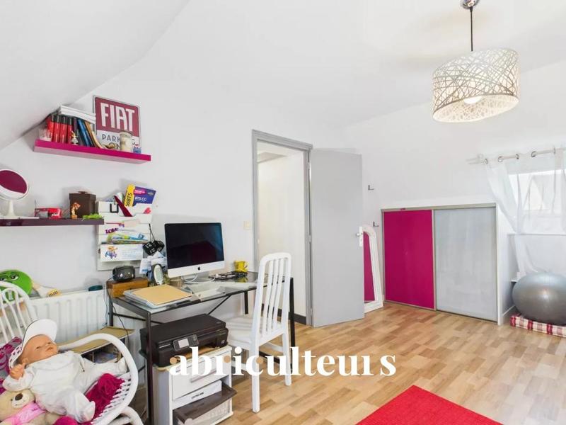 Maison - 110 m² - 7 pièces
