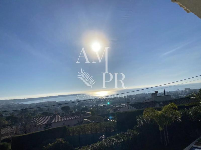 Villa - 160 m² - 5 pièces