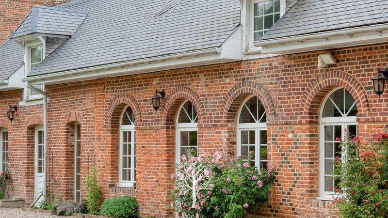 Demeure - 300 m² - 7 pièces