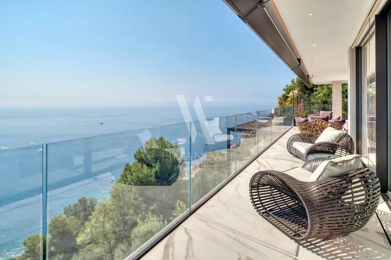 Villa - 570 m² - 7 pièces