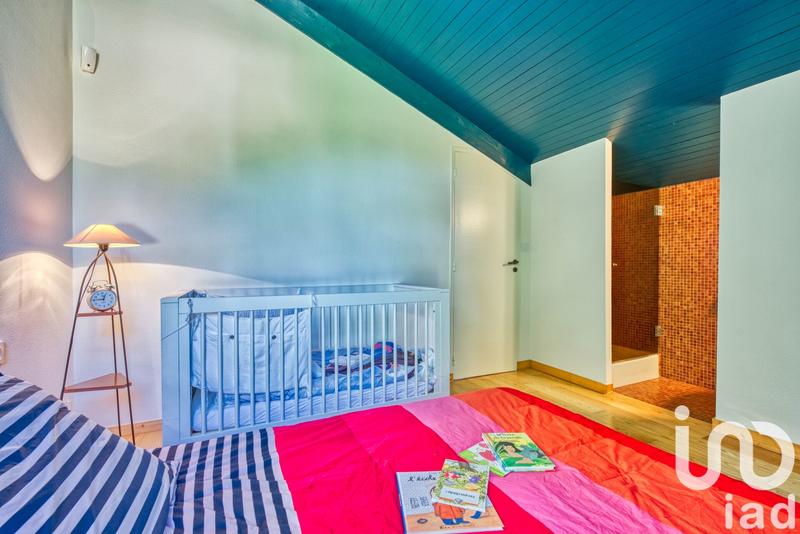 Maison - 220 m² - 5 pièces