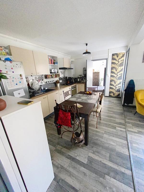 Maison - 140 m² - 4 pièces