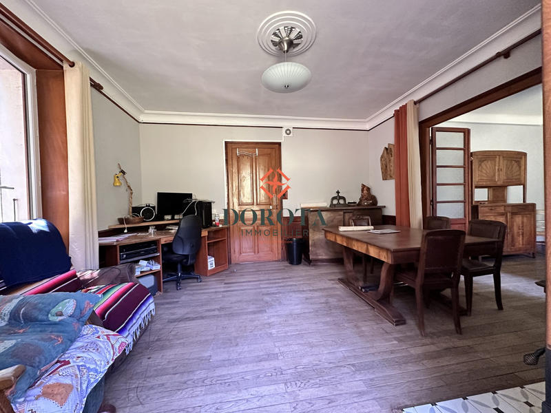 Maison ancienne - 141 m² - 6 pièces