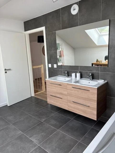 Maison - 87 m² - 4 pièces