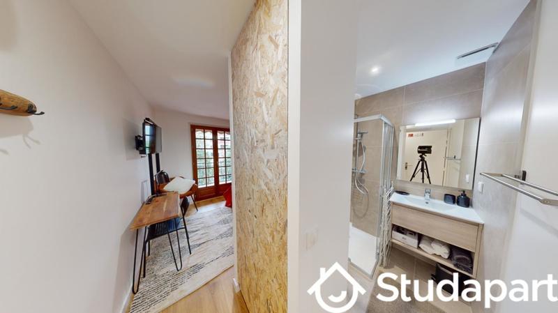 Chambre - 11 m² - 1 pièce