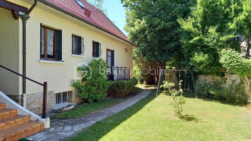 Maison - 150 m² - 7 pièces