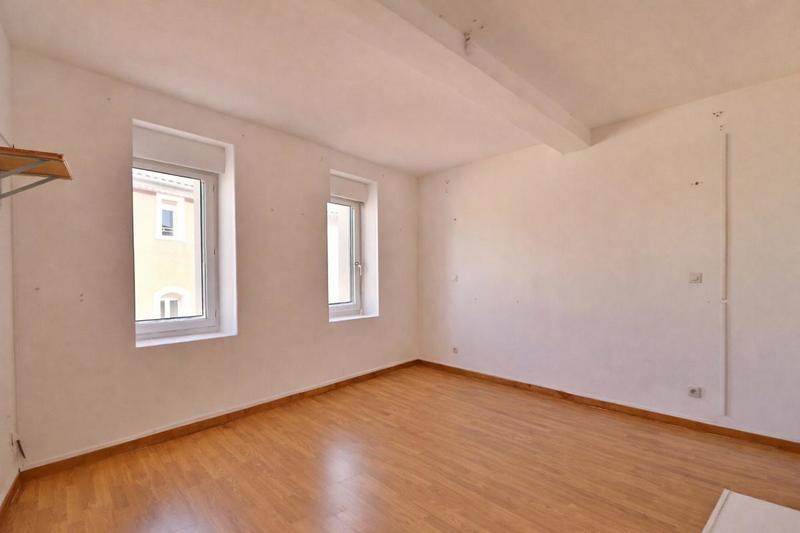 Maison - 99 m² - 4 pièces