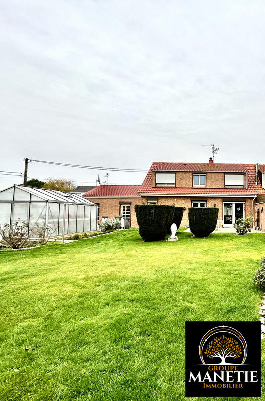 Maison - 103 m² - 8 pièces