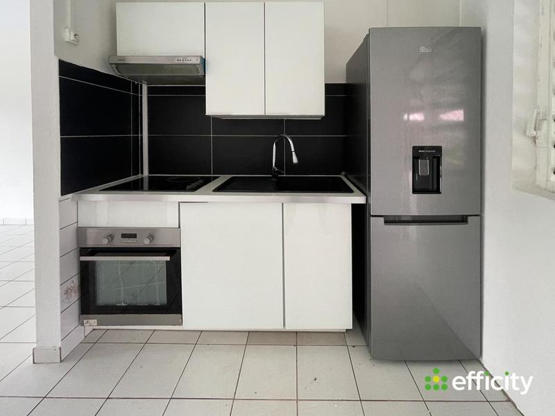 Maison - 65 m² - 5 pièces