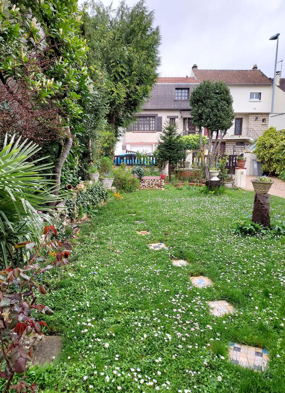 Maison - 162 m² - 6 pièces